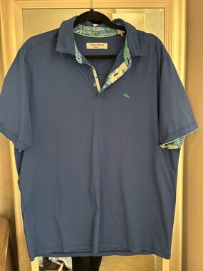 Tommy Bahama Island Zone Blue Polo with Aqua/Green Trim Accents EUC Men’s Large